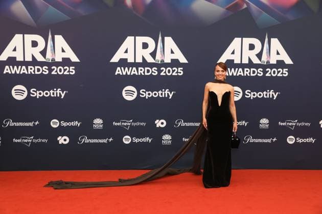 November 19, 2025: ADELLE PETROPOULOS attends the 2025 ARIA Awards at the Hordern Pavilion on November 19, 2025 in Sydney, NSW Australia - ZUMAa155 20251119_aaa_a155_117 Copyright: xChristopherxKhouryx