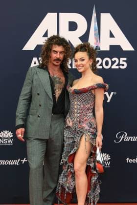November 19, 2025: KELI HOLIDAY and ABBIE CHATFIELD attends the 2025 ARIA Awards at the Hordern Pavilion on November 19, 2025 in Sydney, NSW Australia - ZUMAa155 20251119_aaa_a155_128 Copyright: xChristopherxKhouryx