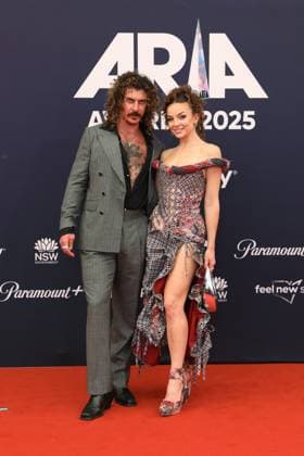 November 19, 2025: KELI HOLIDAY and ABBIE CHATFIELD attends the 2025 ARIA Awards at the Hordern Pavilion on November 19, 2025 in Sydney, NSW Australia - ZUMAa155 20251119_aaa_a155_133 Copyright: xChristopherxKhouryx