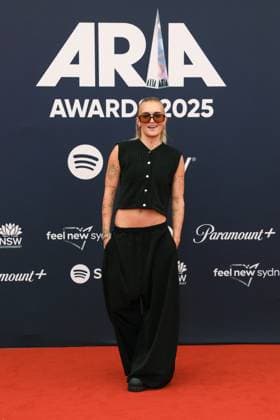 November 19, 2025: G-FLIP attends the 2025 ARIA Awards at the Hordern Pavilion on November 19, 2025 in Sydney, NSW Australia - ZUMAa155 20251119_aaa_a155_139 Copyright: xChristopherxKhouryx