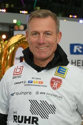 der ehemalige Fussballspieler Ingo Anderbrügge bei einem Fototermin zur 24 Stunden Geburtstags Challange zum 30. Geburtstag des RTL Spendenmarathon - wir helfen Kindern die ab 20.11. 18.00 Uhr stattfindet.