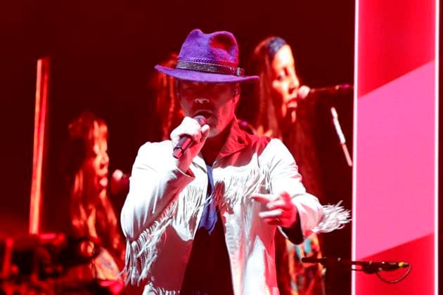 19.11.2025, Jamiroquai, Saenger Jay Kay, im Konzert in der Uber Arena in Berlin, Pop, Musik, britische Acid-Jazz-Funkband, Berlin Deutschland, Germany