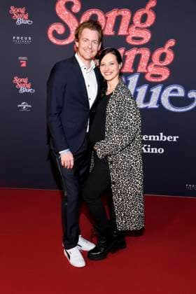 abb- Johannes Heinrichs und Nadja Jo Klapper zu Gast auf dem roten Teppich bei der Europapremiere des Kino Films Song Sung Blue im Zoo Palast Berlin am 19.11.2025 in Berlin Berlin Deutschland