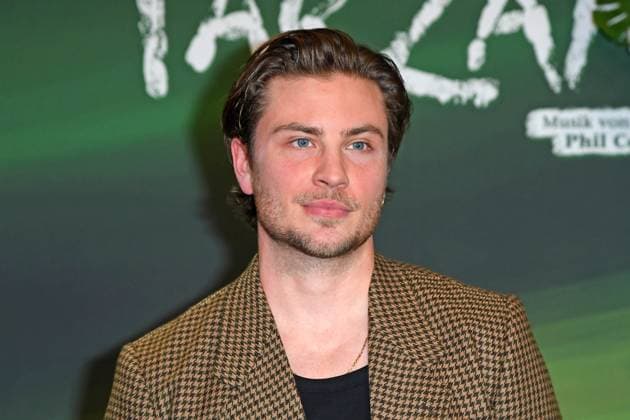 Jannik Schümann bei der TARZAN Musicalpremiere im Stage Theater Neue Flora in Hamburg am 20.11.2025