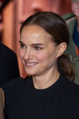 Vie Privee Paris Film Premiere NB Natalie Portman attends Vie Privee Paris Film Premiere at Pathe Palace on November 20, 2025 in Paris, France. Photo by Nasser Berzane ABACAPRESS.COM Paris France  Copyright: xBerzanexNasser ABACAx