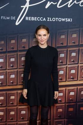 Vie Privee Paris Film Premiere NB Natalie Portman attends Vie Privee Paris Film Premiere at Pathe Palace on November 20, 2025 in Paris, France. Photo by Nasser Berzane ABACAPRESS.COM Paris France  Copyright: xBerzanexNasser ABACAx