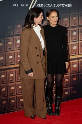 Vie Privee premiere at Pathe Palace theatre Avant premiere de Vie Privee au cinéma Pathe Palace Rebecca Zlotowski and Natalie Portman 450884 2000 01 01 France  Copyright: xSebastienxFremontx xStarfacex STAR_450884_023