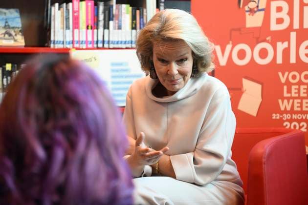 Queen Mathilde Visits The Kubus Youth Library ANTWERPEN, BELGIUM - NOVEMBER 21: Queen Mathilde of Belgium pictured visiting the Kubus Youth Library during the Reading Aloud Week on November 21, 2025 in Antwerpen, Belgium, 21 11 2025 Antwerpen Belgium  Copyright: xPhilipxReynaersx
