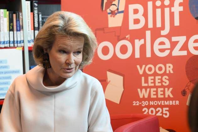 Queen Mathilde Visits The Kubus Youth Library ANTWERPEN, BELGIUM - NOVEMBER 21: Queen Mathilde of Belgium pictured visiting the Kubus Youth Library during the Reading Aloud Week on November 21, 2025 in Antwerpen, Belgium, 21 11 2025 Antwerpen Belgium  Copyright: xPhilipxReynaersx