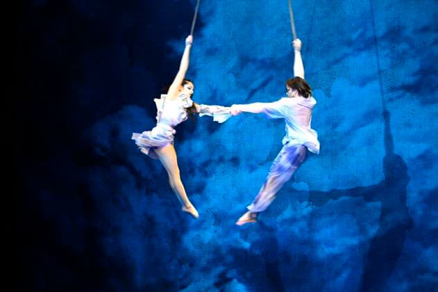 Ensemble bei der Weltpremiere der Show Cirque du Soleil - Alize im Theater am Potsdamer Platz. Berlin, 20.11.2025
