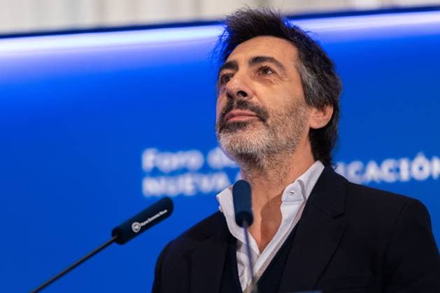 November 21, 2025, Madrid, Madrid, Spain: To believe that a novel is bad just because it is popular is disrespectful to the public, said JUAN DEL VAL, winner of the 2025 Planeta Prize, referring to the controversy surrounding his award in one of the most important literary competitions in the Spanish-speaking world. Madrid Spain - ZUMAl221 20251121_zip_l221_004 Copyright: xIgnacioxLopezxIsasmendix