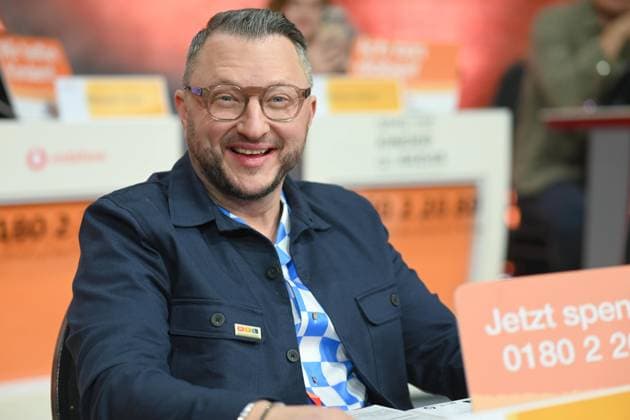 Sebastian LEGE, Koch, Moderator, 30. RTL Spendenmarathon Wir helfen Kindern , Fernsehen, 20.-21.11.2025 in Huerth, Deutschland,