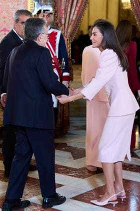 21-11-2025 Collar King Felipe and Queen Letizia and Princess Leonor and Princess Sofia attended the presentation of the Order of the Golden Fleece, Collar de la Insgigne Orden del Toison de Oro a su, at the royal palace in Madrid. No Spain Â  Copyright: xPPEx