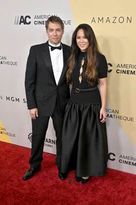 Sean Baker mit Partnerin Samantha Quan bei der 39. Verleihung der American Cinematheque Awards 2025 im Hotel Beverly Hilton. Beverly Hills, 20.11.2025
