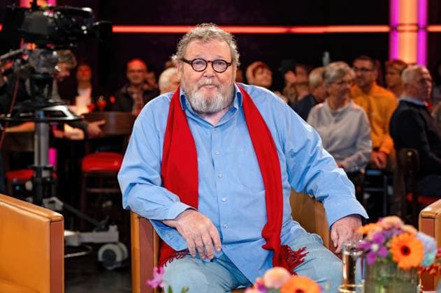 MDR - Riverboat. Schauspieler Walter Plathe anläßlich der Aufzeichnung der MDR - Talkshow Riverboat am 21.11.2025 in der Mediacity Leipzig. 20251121ADO0028