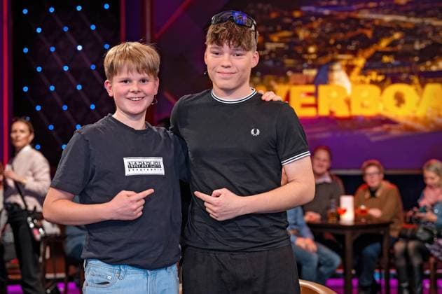 MDR - Riverboat. Insta-Kids Oskar Oschem und Pepe Rittirsch anläßlich der Aufzeichnung der MDR - Talkshow Riverboat am 21.11.2025 in der Mediacity Leipzig. 20251121ADO0106
