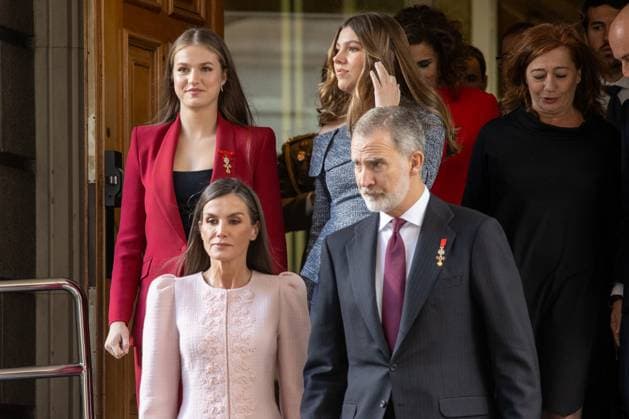 Event at the Congress: 50 Years of the Monarchy in Madrid, Spain - 21 Nov 2025 The Princess Leonor, King Felipe VI, Queen Letizia, and Infanta Sofía seen during the colloquium 50 years later: the Crown in the transition to democracy , to commemorate the 50th anniversary of the Monarchy, in the Congress of Deputies in Madrid. Madrid Spain Copyright: xDavidxCanalesx xSOPAxImagesx DCReyesCongreso251121-03
