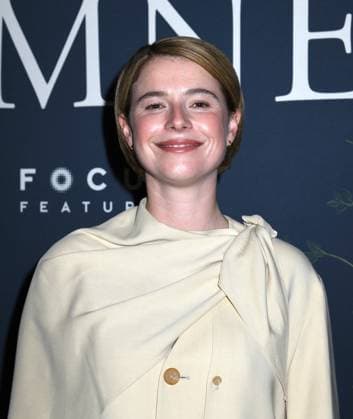 November 21, 2025, New York, Ny, United States: Jessie Buckley attends the New York Premiere of Hamnet . Held at The Whitby Hotel in New York. Zuma Press November 21, 2025. New York United States - ZUMAp281 20251121_zea_p281_026 Copyright: xPhotoxImagexPressx