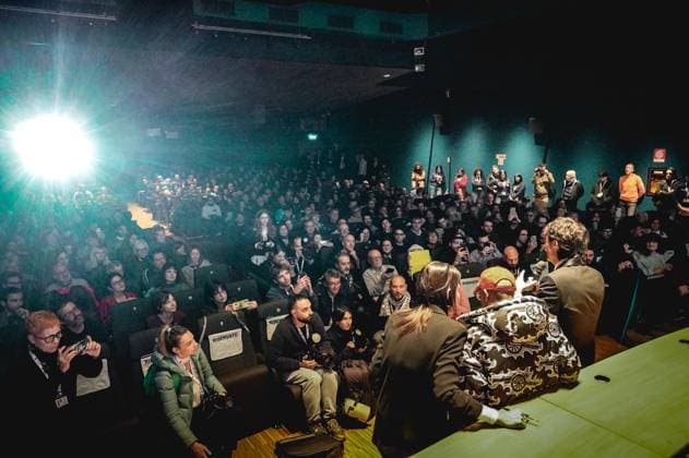 November 22, 2025, Torino: Spike Lee (D) insieme al direttore del Festival Giulio Base presenta il suo film Highest 2 Lowest presso il cinema Massimo nell ambito del Torino film festival Tff. Torino 22 novembre 2025 ANSA TINO ROMANO. Torino  - ZUMAa110 20251122_zaf_a110_060 Copyright: xTinoxRomanox