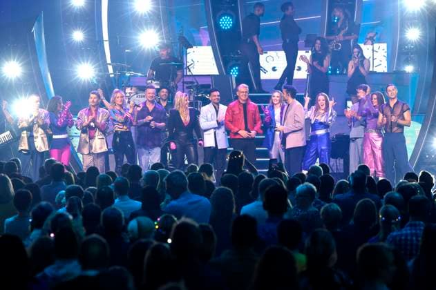 Sonia Liebing, Ben Zucker, Beatrice Egli, Stefano Zarrella, Markus und Giovanni Zarrella in der ZDF-Musikshow Die Giovanni Zarrella Show live aus der Messe Offenburg. Offenburg, 22.11.2025