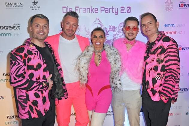 Franke Party 2.0. Sebastian und David Franke mit Marco Schmid , Ginger Costello Wollersheim und Lukas Reiter anläßlich der Franke Party 2.0 am 22.11.2025 in Mörfelden-Walldorf. 20251122MWI095599