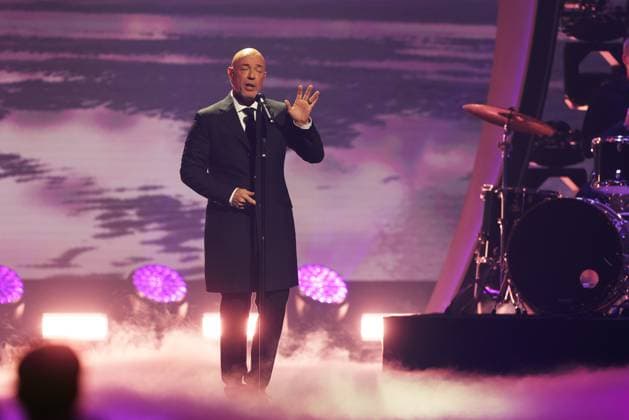 Die Giovanni Zarrella Show - Wir sagen Dankeschön Der Graf (Sänger der deutschen Musikgruppe Unheilig). Die Giovanni Zarrella Show. ZDF-Live Sendung vom 22.11.2025 in der Baden-Arena Offenburg unter dem Motto Wir sagen Dankeschön. Offenburg, Baden-Württemberg, Deutschland.