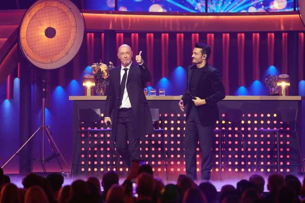 Die Giovanni Zarrella Show - Wir sagen Dankeschön Giovanni Zarrella und der Graf (Sänger der deutschen Musikgruppe Unheilig). Die Giovanni Zarrella Show. ZDF-Live Sendung vom 22.11.2025 in der Baden-Arena Offenburg unter dem Motto Wir sagen Dankeschön. Offenburg, Baden-Württemberg, Deutschland.