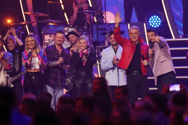 Die Giovanni Zarrella Show - Wir sagen Dankeschön Giovanni Zarrella mit Markus und weiteren Gästen. Die Giovanni Zarrella Show. ZDF-Live Sendung vom 22.11.2025 in der Baden-Arena Offenburg unter dem Motto Wir sagen Dankeschön. Offenburg, Baden-Württemberg, Deutschland.