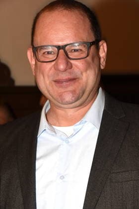 Alexandet Filz Turmfalken Die Damischen Ritter Oberfalke 1. Vorsitzender Muenchen 23.11.2025 Wirtshaus am Schlachthof -Narrhalla -Sigi Sommer Taler Kunst-Kabarettpreis Verleihung 2025 Foto Bernd Lindenthaler Muenchen