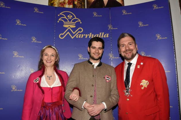 Narrhalla Prinzenpaar Samantha I.Bigl Stephan I. Kuerten Matthias Stolz Narrhalla Praesident Muenchen 23.11.2025 Wirtshaus am Schlachthof -Narrhalla -Sigi Sommer Taler Kunst-Kabarettpreis Verleihung 2025 Foto Bernd Lindenthaler Muenchen