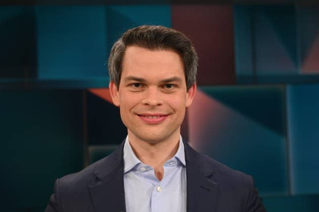 Politiker Christoph Ploß, CDU, Bundestagsabgeordneter und Koordinator der Bundesregierung für die maritime Wirtschaft, zu Gast in der ARD Talkshow Hart aber Fair mit dem Thema Rabattschlacht und Bestellwahn: Was ist der wahre Preis der Schnäppchen?
