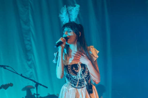 Dodie performing live at the Roundhouse on November 24, 2025 in London, England Dodie performing live at the Roundhouse on November 24, 2025 in London, England., Credit:Robin Pope Avalon United Kingdom, London, Picturehouse Central  Copyright: xRobinxPopex xAvalonx 1054515679