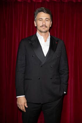 43 Turin Film Festival - James Franco photocall Stella della Mole Award TURIN, ITALY - NOVEMBER 25: James Franco poses at the photocall of Stella della Mole Award during the 43rd Torino Film Festival 2025 at Teatro Regio on November 25, 2025 in Turin, Italy. Photo Marco Piovanotto Abacapress.com  Copyright: xPiovanottoxMarco ABACAx