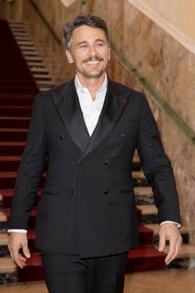 43 Turin Film Festival - James Franco photocall Stella della Mole Award TURIN, ITALY - NOVEMBER 25: James Franco poses at the photocall of Stella della Mole Award during the 43rd Torino Film Festival 2025 at Teatro Regio on November 25, 2025 in Turin, Italy. Photo Marco Piovanotto Abacapress.com  Copyright: xPiovanottoxMarco ABACAx