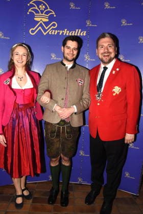 Narrhalla Prinzenpaar Samantha I.Bigl Stephan I. Kuerten Matthias Stolz Narrhalla Praesident Muenchen 23.11.2025 Wirtshaus am Schlachthof -Narrhalla -Sigi Sommer Taler Kunst-Kabarettpreis Verleihung 2025 Foto Bernd Lindenthaler Muenchen
