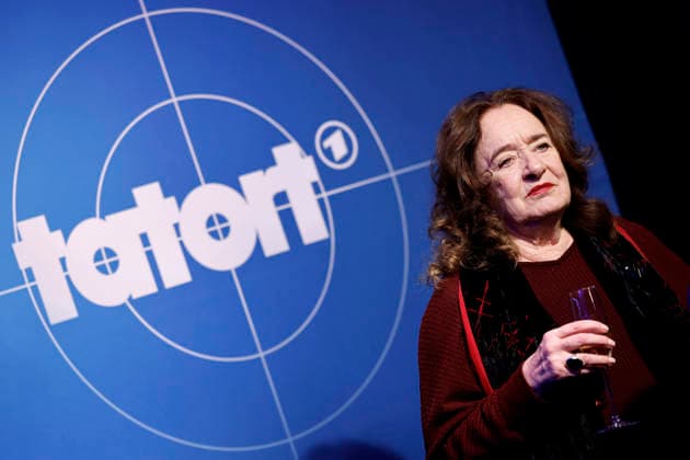 Schauspielerin Mechthild Großmann (Staatsanwältin Wilhelmine Klemm) bei der Premiere für den Münster-Tatort Tatort Die Erfindung des Rades im Cineplex Münster. Münster, 25.11.2025 NRW Deutschland Copyright: xChristophxHardtx