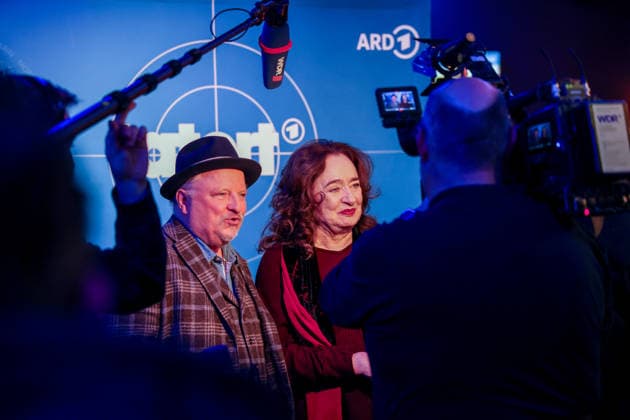 Premiere Münster-Tatort. Pressetermin zur Premiere des neuen ;Münster-Tatort Die Erfindung des Rades. Die Ausstrahlung ist am 7. Dezember im Ersten und der ARD Mediathek. Axel Prahl, als Hauptkommissar Frank Thiel und Mechthild Großmann, als Wilhelmine Klemm. Münster, Nordrhein-Westfalen, DEU, Deutschland, 25.11.2025