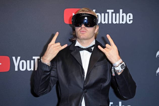 Entertainment Bilder des Tages Ski Aggu (August Jean Diederich) auf dem Roten Teppich zum YOUTUBE MUSIC AWARD DINNER im Grill Royal in Berlin am 25.11.2025