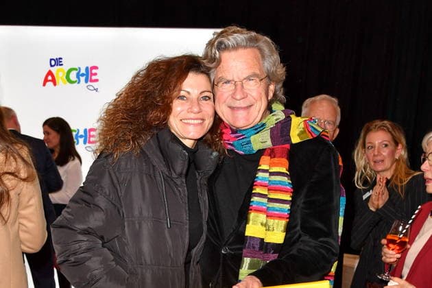 RECORD DATE NOT STATED Jubiläumsfeier 30 Jahre Die ARCHE Andrea Bury und Florian Langenscheidt bei der Jubiläumsfeier 30 Jahre Die ARCHE in Berlin 25.11.2025 Copyright: xEventpressxBerndtx