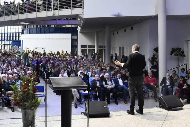 Bundeswirtschaftsminister a.D . hält Vortrag in UWH ** NUR FÜR REDAKTIONELLE ZWECKE ** EDITORIAL USE ONLY **<p>Robert Habeck, Bundeswirtschaftsminister a.D., hält am 26.11.2025 einen Vortrag in der UWH an der Alfred-Herrhausen-Straße in Witten -- Deutschland NRW Witten Copyright: JürgenxTheobald