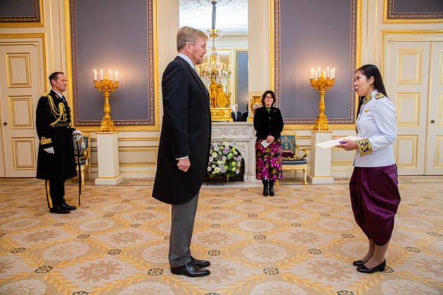 26-11-2025 Palace King Willem-Alexander during the credentials (geloofsbrieven) of the Ambassador of the Kingdom of Cambodia, Her Excellency S. Kimsour, at palace Noordeinde in The Hague. Â  Copyright: xPPEx