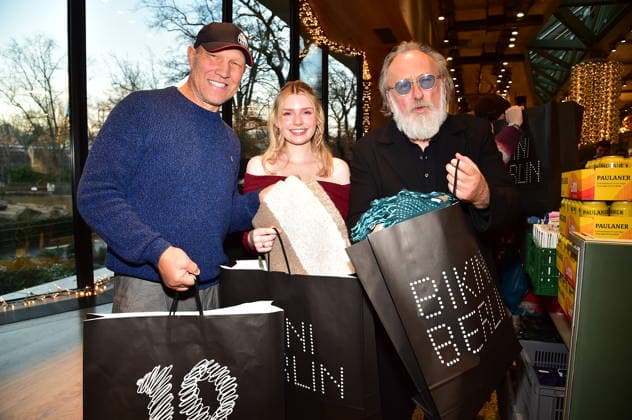 5.te Charity Promi Pack im BIKINI Axel Schulz, Lena Kesting, Friedrich Lichtenstein zum 5 Mal Veranstaltet Maimilian Seitz Charity Promi Pack in Berlin am 25.11.2025