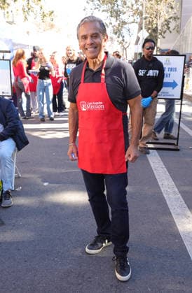 26 November 2025 - Los Angeles, California - Antonio Villaraigosa,. 2025 Thanks & Giving On Skid Row held at Los Angeles Mission. Photo Copyright: xAdMediax
