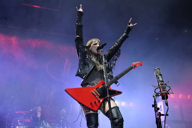 Halestorm performing at O2 Arena in London LONDON, ENGLAND - NOVEMBER 26: Lzzy Hale of ˜Halestorm™ performing at O2 Arena, Greenwich on November 26, 2025 in London, England. CAP MAR MAR Great Britain Copyright: xMartinxHarris CapitalxPicturesx
