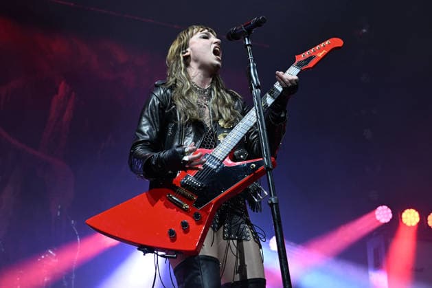 Halestorm performing at O2 Arena in London LONDON, ENGLAND - NOVEMBER 26: Lzzy Hale of ˜Halestorm™ performing at O2 Arena, Greenwich on November 26, 2025 in London, England. CAP MAR MAR Great Britain Copyright: xMartinxHarris CapitalxPicturesx