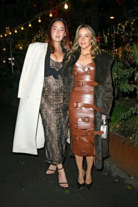 Vivien Blotzki und Marina Hoermanseder beim Magical Christmas Ball von LeGer by Lena Gercke im Clärchens Ballhaus. Berlin, 26.11.2025