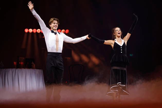 Para-Schwimmer Taliso Engel und Tänzerin Patricija Ionel bei Lets Dance - Die Live Tour in der Lanxess-Arena. Köln, 26.11.2025 NRW Deutschland Copyright: xChristophxHardtx