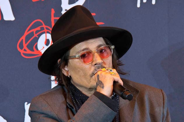 Johnny Depp bei einer Pressekonferenz zu seiner Ausstellung A Bunch of Stuff -Tokyo im NEWoMan Takanawa. Tokio, 27.11.2025