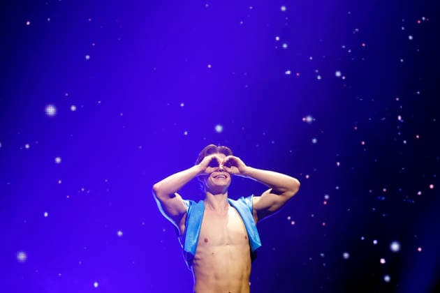 Para-Schwimmer Taliso Engel bei Lets Dance - Die Live Tour in der Lanxess-Arena. Köln, 26.11.2025 NRW Deutschland Copyright: xChristophxHardtx