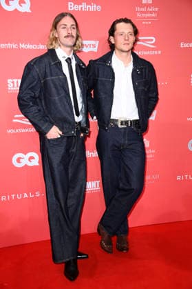 Jackson Irvine und Fabian Reese bei der 27. Verleihung der GQ Men of the Year Awards 2025 im Metropol. Berlin, 27.11.2025